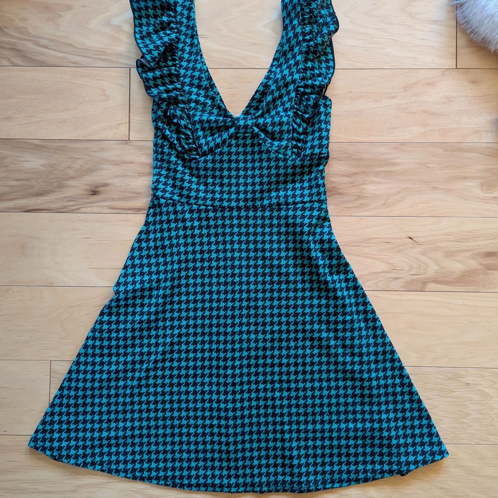RockSteady Teal & Black Houndstooth Ruffle V-Neck Mini Dress